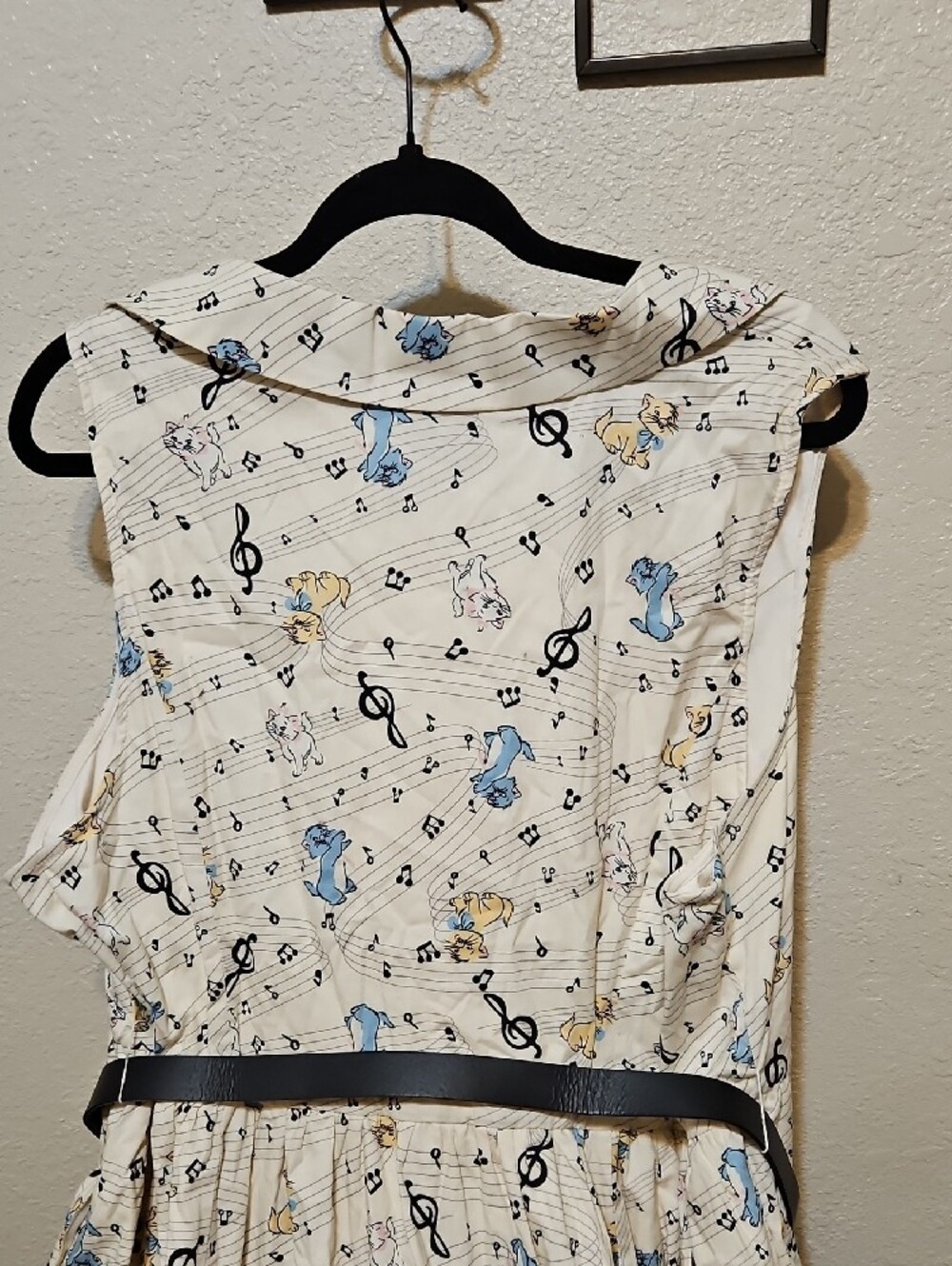 torrid/disney Cream Midi Dress with Blue and Yellow Musical Print and Black Belt - Picture 6 of 9